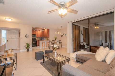2888 S Carambola Cir S, Coconut Creek, FL 33066