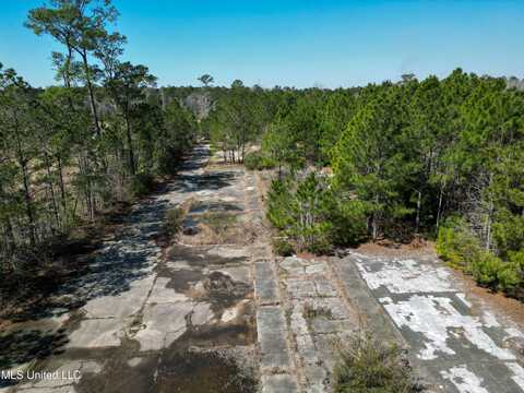 1705 Waveland Avenue, Waveland, MS 39576