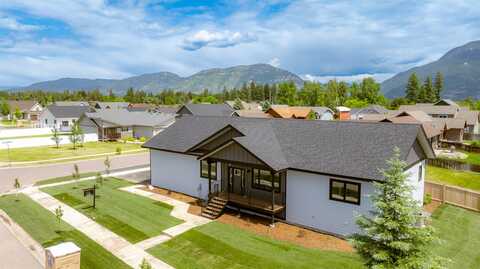 57 Hidden Cedar Loop, Columbia Falls, MT 59912