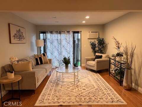 28947 Thousand Oaks Boulevard, Agoura Hills, CA 91301