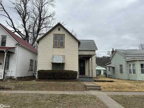 1405 Avenue D, Fort Madison, IA 52627