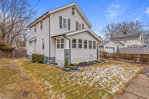 2137 Grandview Street SE, Warren, OH 44483
