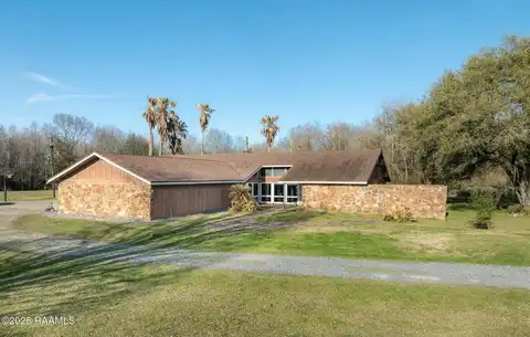 2675 Pine Point Road, Ville Platte, LA 70586