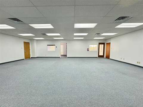 6825 Manhattan Boulevard, Fort Worth, TX 76120