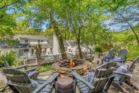 1905 Indian Creek Drive, Westover Hills, TX 76107