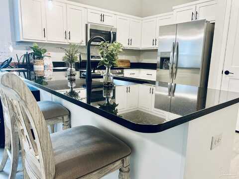 8348 Highland Ridge Dr, Pensacola, FL 32534