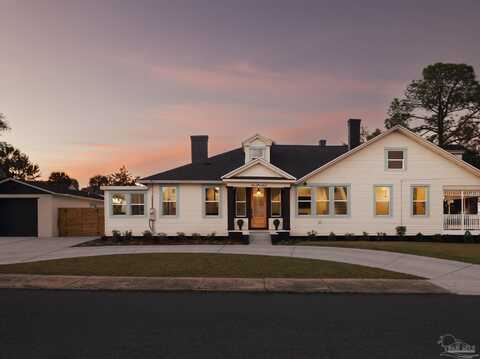 200 W Wright St, Pensacola, FL 32501
