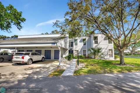 6133 Old Court Rd, Boca Raton, FL 33433