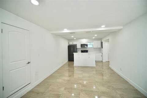 2205 A E Isaacs Ave, West Palm Beach, FL 33407