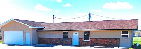 105 E 3rd St, Oacoma, SD 57325