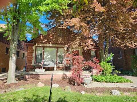 7428 CALHOUN Street, Dearborn, MI 48126