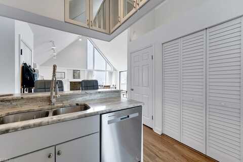 696 Mowbray Arch, Norfolk, VA 23507