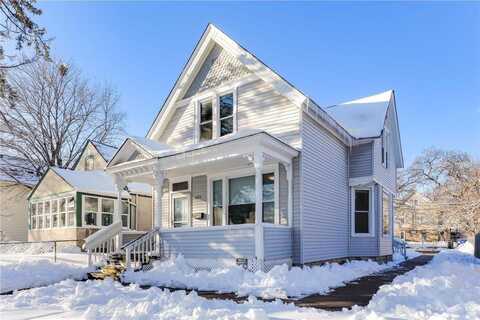 605 Cook Avenue E, Saint Paul, MN 55130