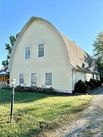 127 S 4th Street, Austin, IN 47102