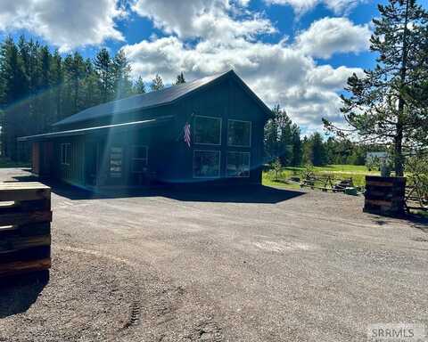3424 Old Hwy 191, Island Park, ID 83429