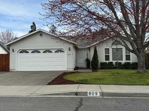 629 SW Leonard Street, Grants Pass, OR 97526