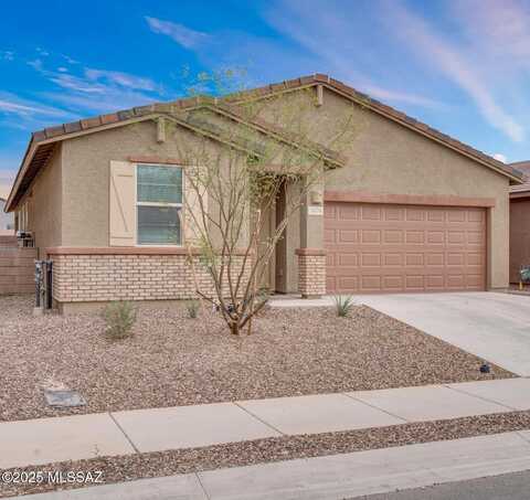 7679 S Caminito Mambla, Tucson, AZ 85756