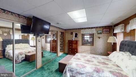10069 FRANKFORT HIGHWAY, FORT ASHBY, WV 26719