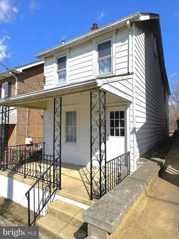 205 UNION AVENUE, COATESVILLE, PA 19320