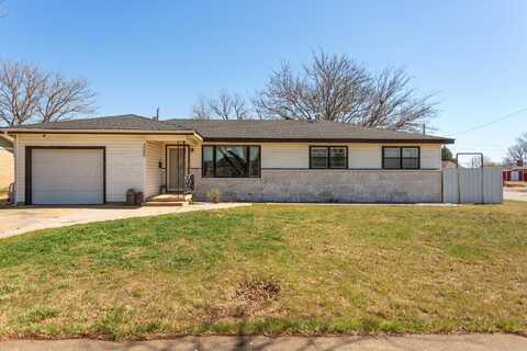 920 S Madden Street, Shamrock, TX 79079