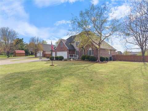 5102 Grove DR, Rogers, AR 72758