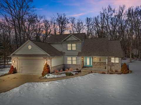 6222 W Emery Road, Houghton Lake, MI 48629