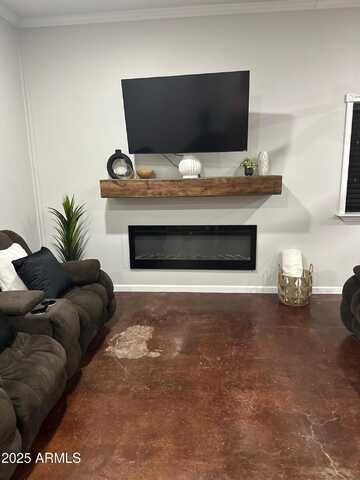 2266 E Willis Road, Gilbert, AZ 85297