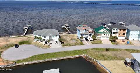 1758 Stanford Road, Gulf Breeze, FL 32563