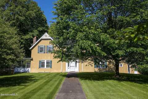 82 West Ave, Great Barrington, MA 01230