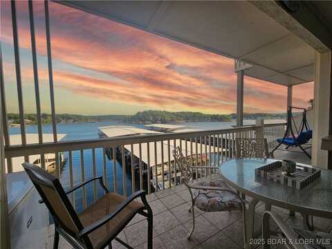 86 Aqua Fin Road, Lake Ozark, MO 65049