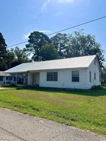 527 E 4th St, Prescott, AR 71857