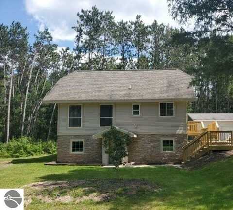 11035 S 45 ROAD, CADILLAC, MI 49601