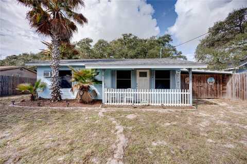 713 N Kossuth Street, Rockport, TX 78382