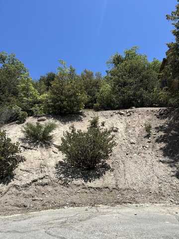 0 Sandalwood Court, Lake Arrowhead, CA 92352