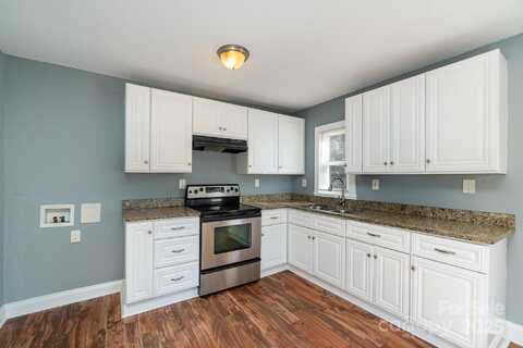 2630 Druid Hills Way, Charlotte, NC 28206