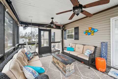 1524 Gardenia Avenue, North Myrtle Beach, SC 29582