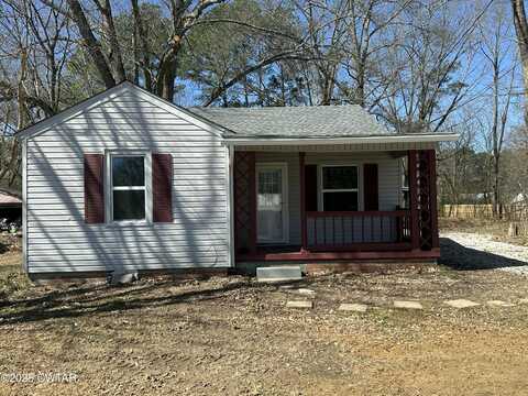 439 Galbraith Avenue, Henderson, TN 38340