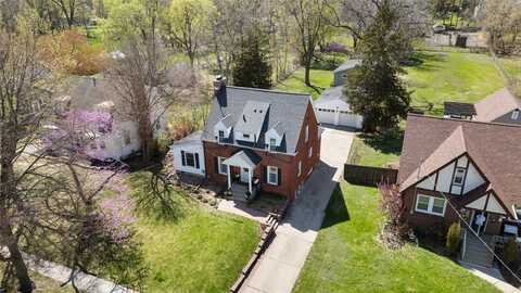 2116 44th Street, Des Moines, IA 50310