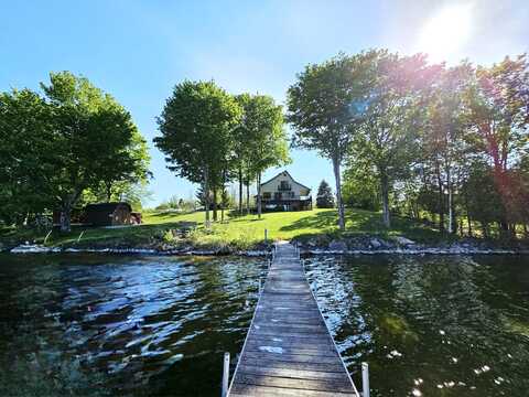 N9941 Donner Rd, Germfask, MI 49836
