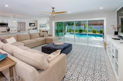 4925 Del Prado Boulevard S, Cape Coral, FL 33904