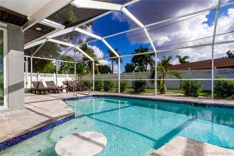 4925 Del Prado Boulevard S, Cape Coral, FL 33904