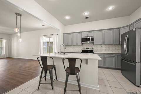 38420 Brown Rd, Prairieville, LA 70769