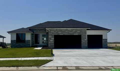 5816 N 198th Street, Elkhorn, NE 68022
