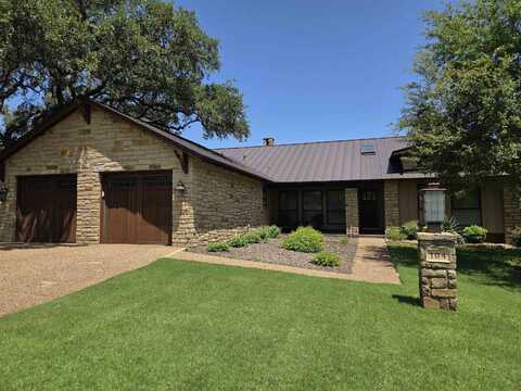 104 Gallop, Horseshoe Bay, TX 78657