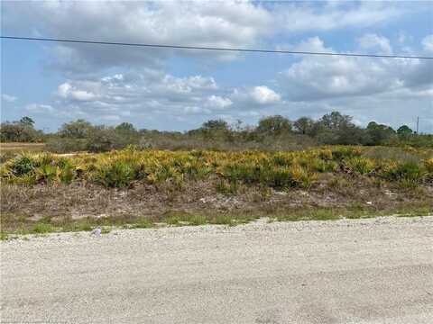 725 S Landry Road, Avon Park, FL 33825
