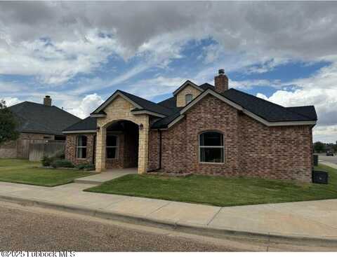 1406 N 14th Street, Wolfforth, TX 79382