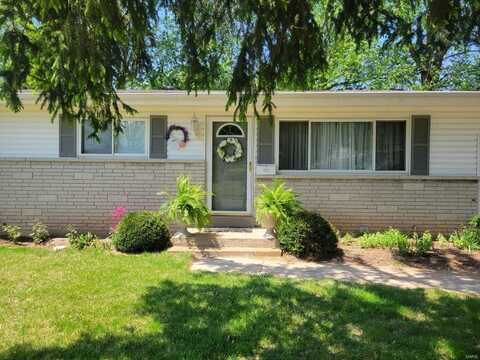 35 Reckamp Drive, Florissant, MO 63033