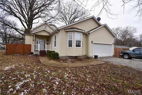 102 W High Street, Troy, IL 62294