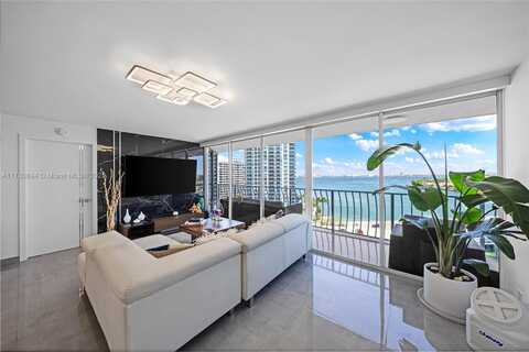 7601 E Treasure Dr, North Bay Village, FL 33141