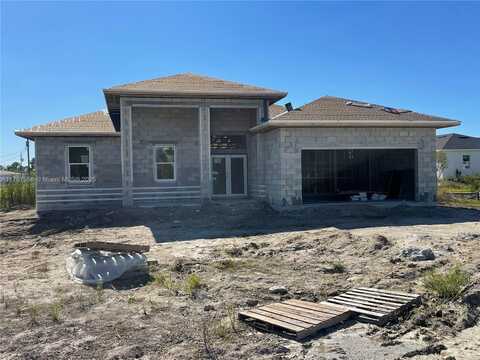 422 Mercedes Ct, Lehigh Acres, FL 33972